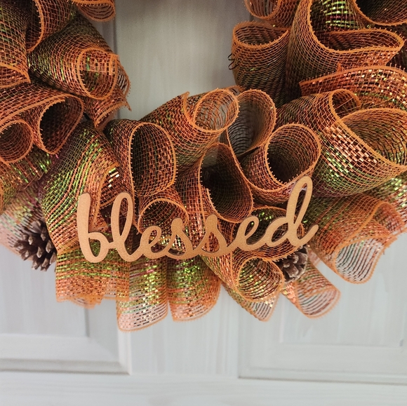 NWOT HANDMADE DECO MESH WREATH - Picture 2 of 7